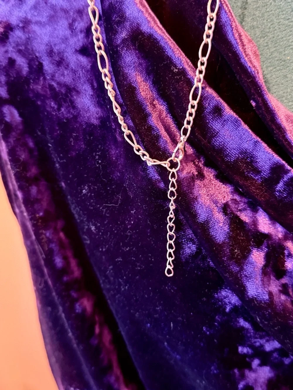 💫🦇 ❤️ 🐈‍⬛ AdOrAbLe lil spooky bat necklace 💫🌞!